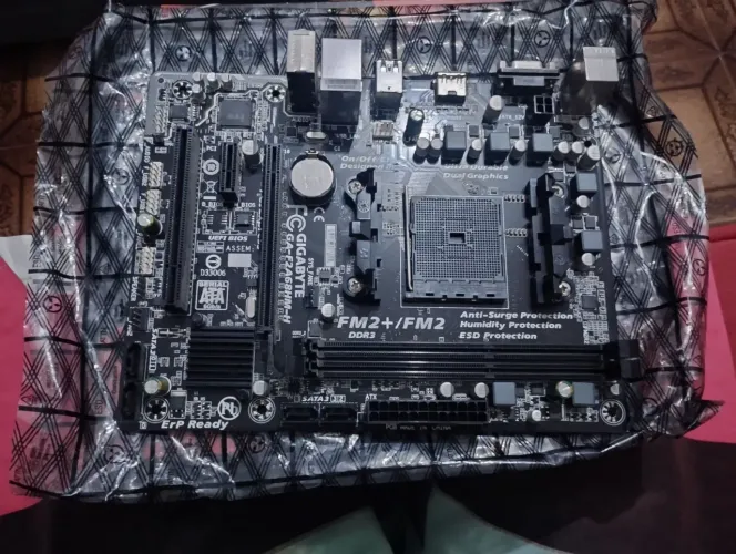 Placa mãe Gamer Gigabyte