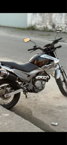 Nx 4 Falcon 400cc doc 2026 sem multas