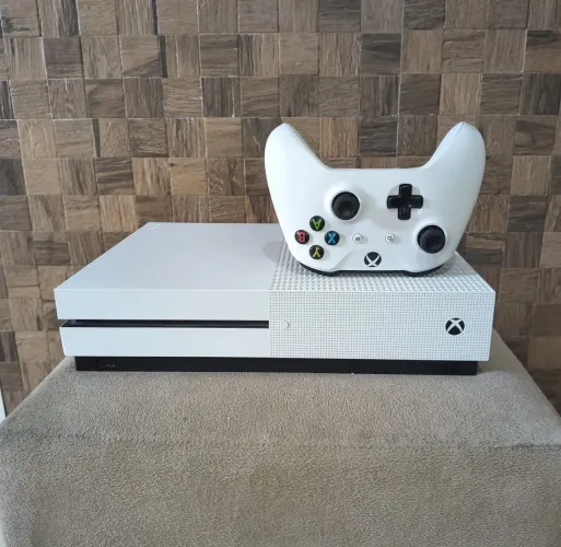 X box one s 1t de memória $999 aceito trocas