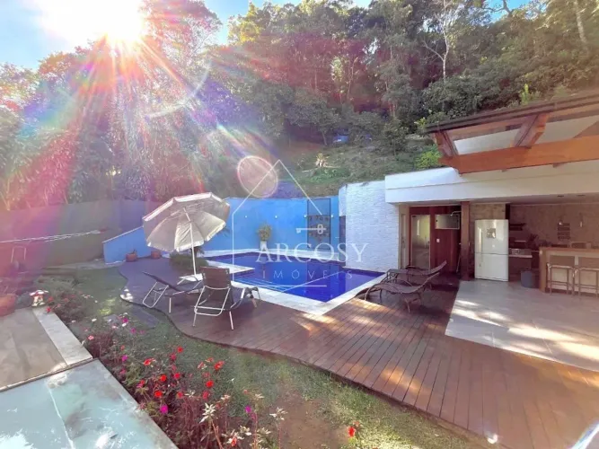 Casa com 5 dormitórios, 200 m² - venda por R$ 2.190.000,00 ou aluguel por R$ 12.700,00 - Q