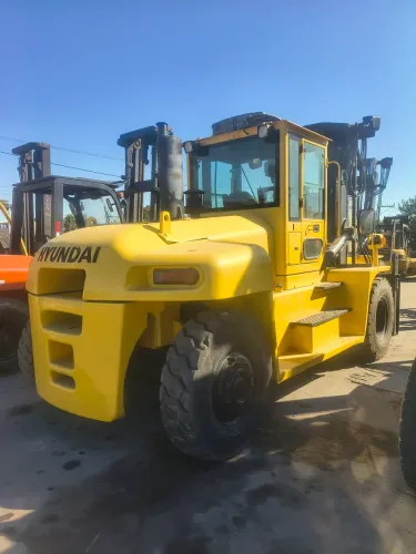 Empilhadeira Hyundai 16 TON 2010