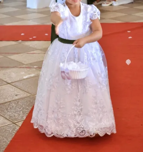 Vestido Daminha de Honra com Laço Verde Oliva