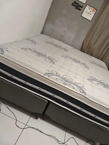 Cama king size
