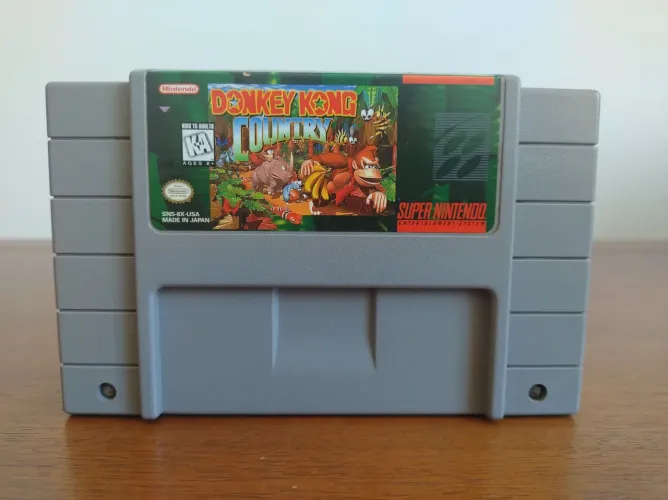 Donkey Kong Country - SNES