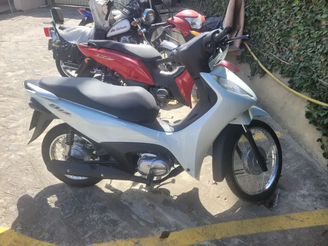 Moto Biz ES 2026