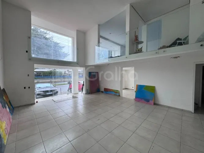 Casa Comercial para Venda em Florianópolis, Centro, 3 banheiros