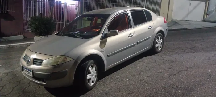 Renault Megane Sedan Dynamique Hi-flex 1.6 16V 2007