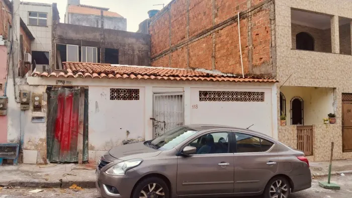 Oportunidade terreno frente de rua 180,00m² na melhor rua de boca do rio 220.000