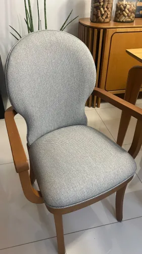 Cadeiras estofadas