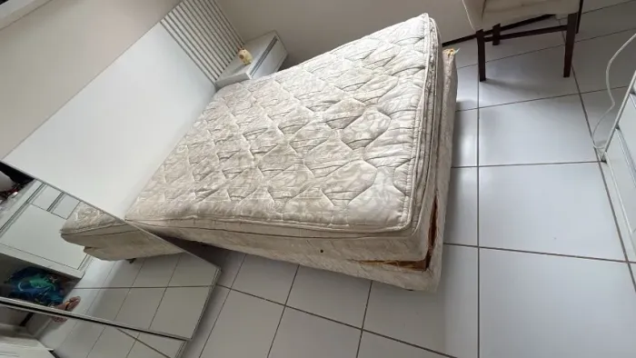 Cama para doação