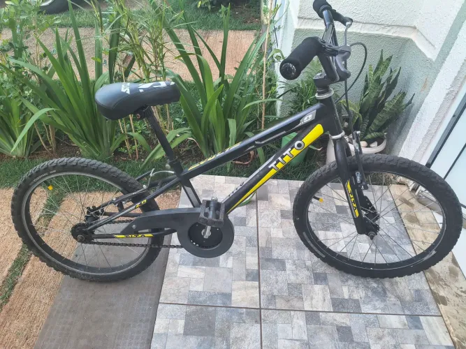 ? Bicicleta Cross TITO ARO 20 ?