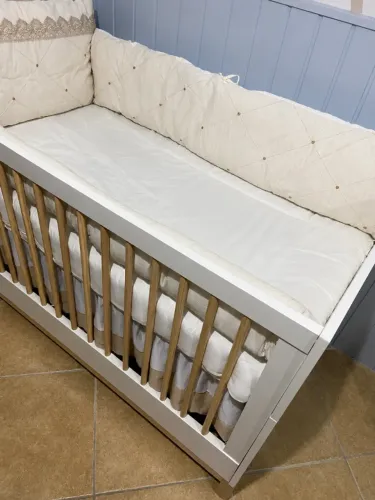 Berço Americano Cozy 2 em 1 com colchão padrão americano