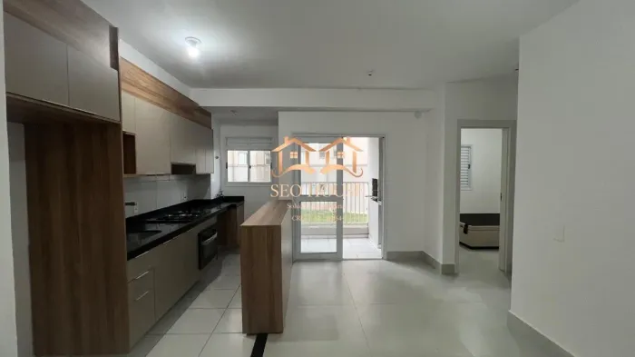 Apto 56m² em Hortolândia - 2 Qts (1 Suíte) com Armários Planeados