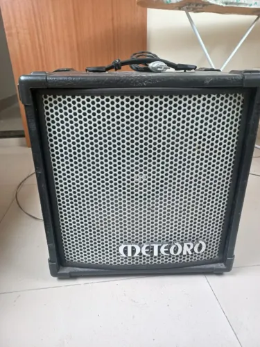 Amplificador de Contra Baixo METEORO SUPER RX-100