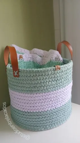 Kit Cesto + Tapete em Crochê Artesanal | Feito à Mão | Decoração