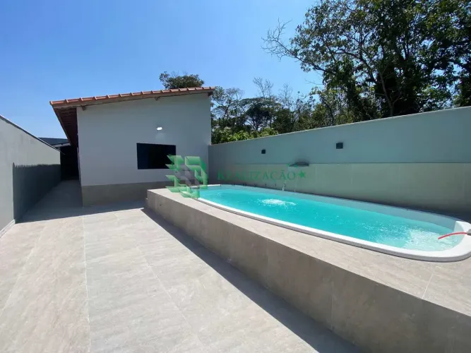 CASA COM PISCINA, MONGAGUÁ -SP