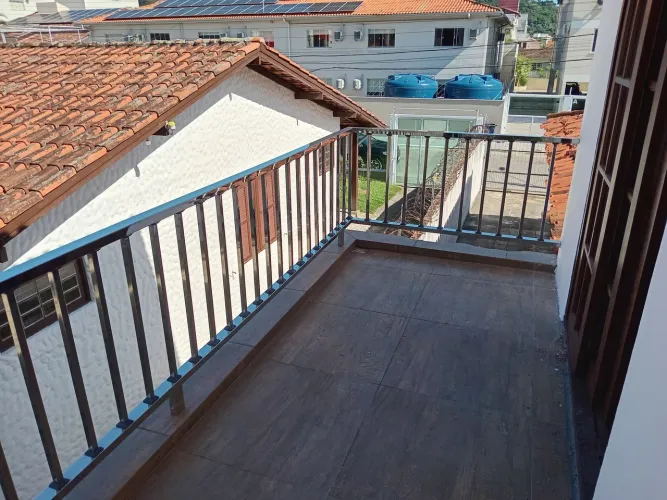 Serralheria em Inox e Ferro - Varandas - Grades - Portões 
