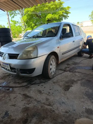 Renault Clio Authentique Hi-flex 1.6 16V 3P 2006