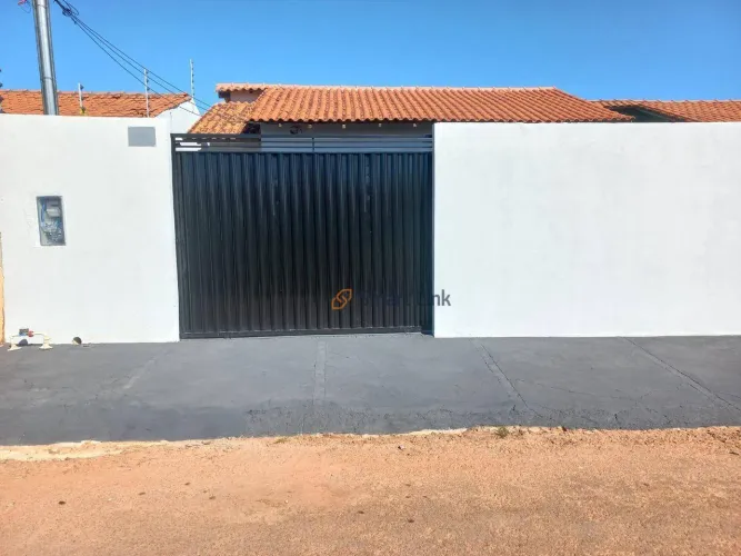 Casa com 2 dormitórios à venda, 86 m² por R$ 220.000,00 - Centro - Poconé/MT