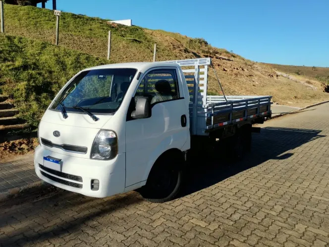 Kia Motors Bongo K-2500 2.5 4X2 TB Diesel 2013