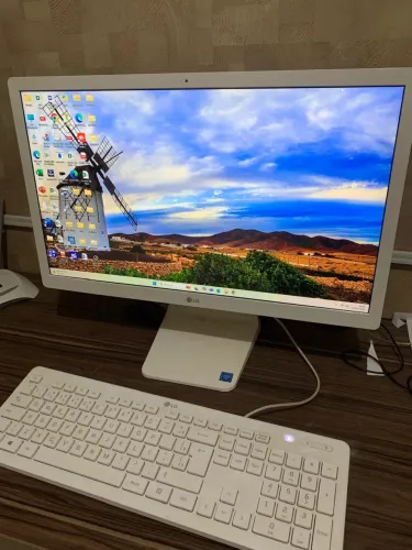 PC LG All In One Branco