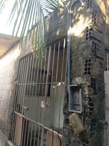 65.000,00. Casa a venda no Ibura de baixo