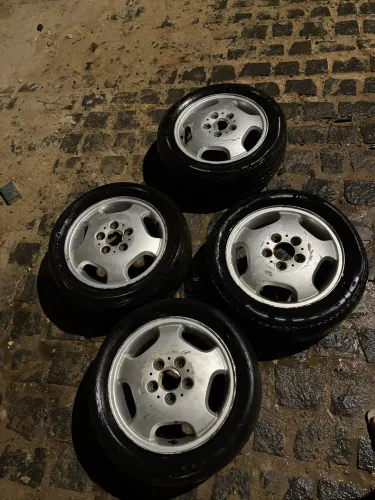 Jogo 4 rodas aro 15, 5 furos