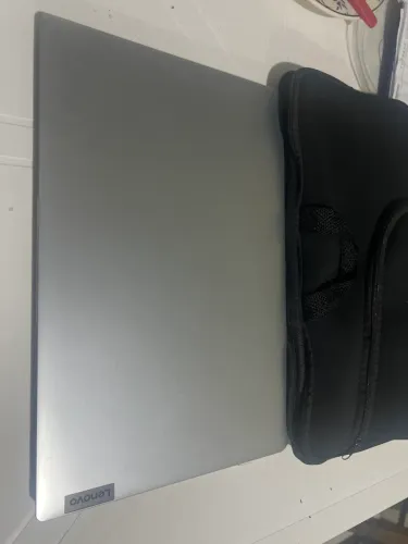 Notebook Lenovo IdeaPad 1i | Intel Core i5 | Tela 15.6" | Perfeito para Trabalho e Estudos