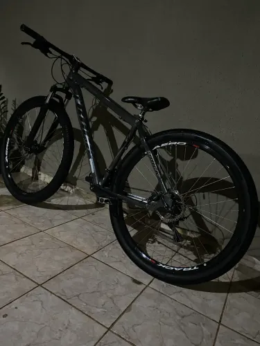 Bicicleta track aro 29