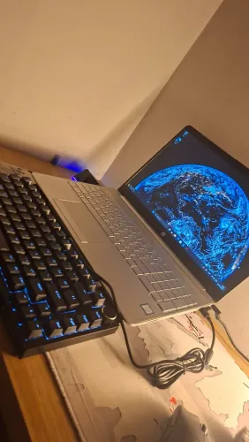 Notebook HP i7 8th