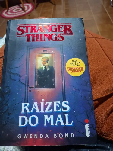 Livro raízes do mal