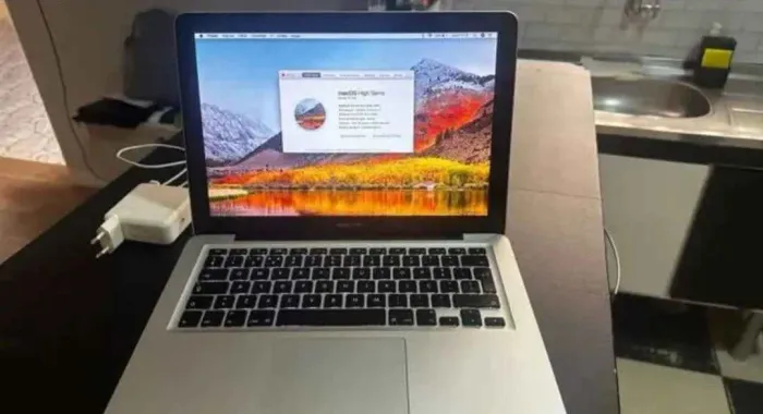 MacBook Pro super novo aceito trocas 