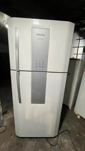 Geladeira Electrolux linda funcionando perfeitamente