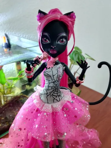 Catty básica 13 wishes Monster high