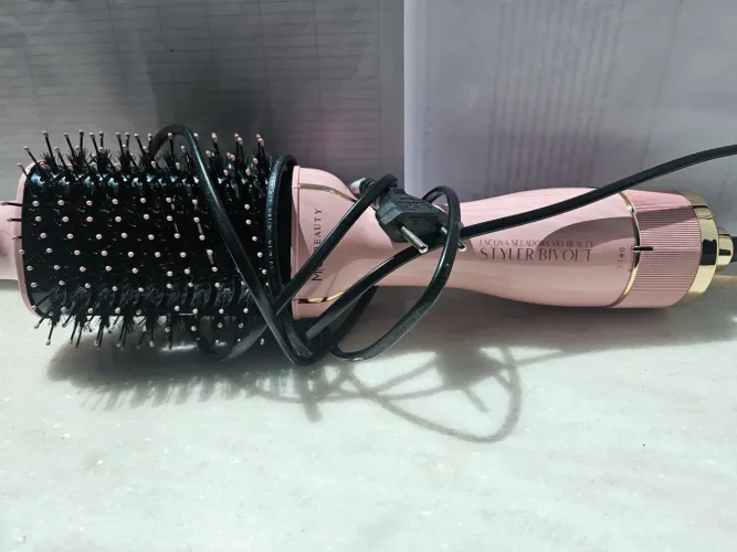VENDO ESCOVA SECADORA MQ BEAUTY