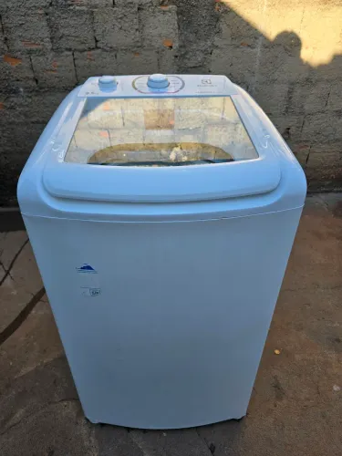 ELETROLUX ESSENCIAL CARE 08,5KG, 220V