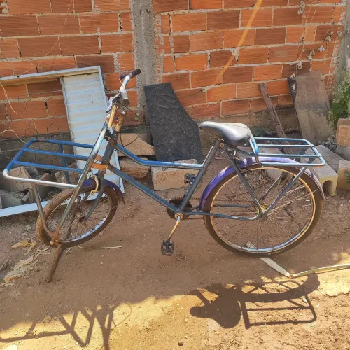 Vendo bicicleta cargueira aceito troca e proposta