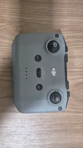 Controle rádio DJI RC-N1