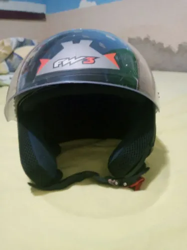 Capacetes