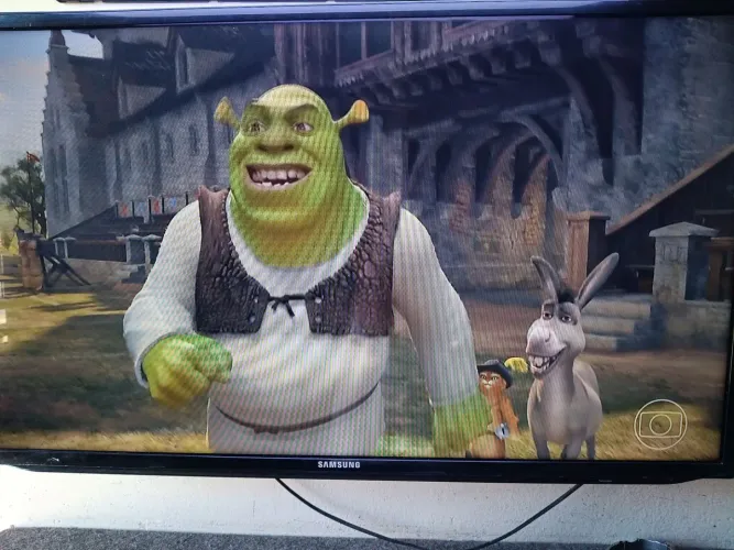 Vendo TV Samsung funcionando perfeitamente