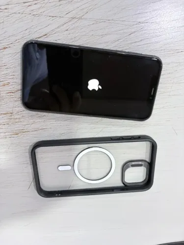 CELULAR IPHONE 11 - 64 GB - MUITO CONSERVADO - BATERIA 99% - MAI RELOGIO SMART WASH MORMAI