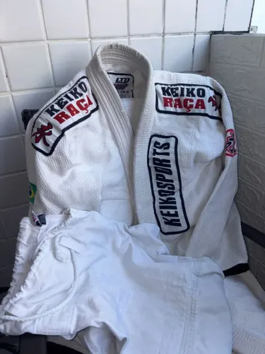 Kimono jiu-jitsu Keiko Raça A2
