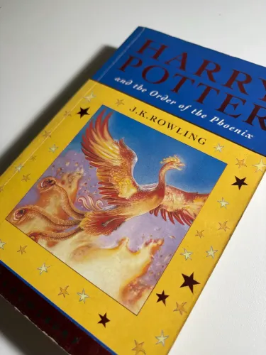 Harry Potter e a Ordem da Fênix - Capa original Bloomsbury (versão em inglês)