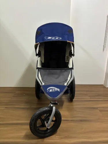 Carrinho de Bebê BOB Jogging 3 Rodas Pneus Infláveis Corrida e Trilha