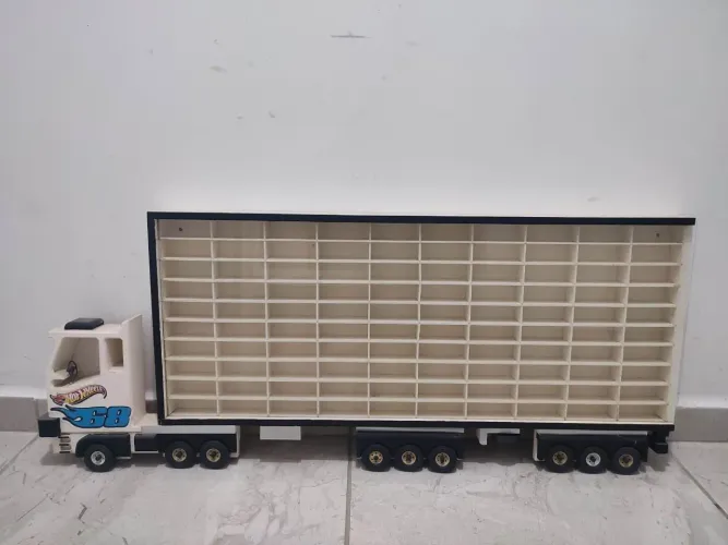Vitrine de madeira para colecionar carrinhos Hot Wheels