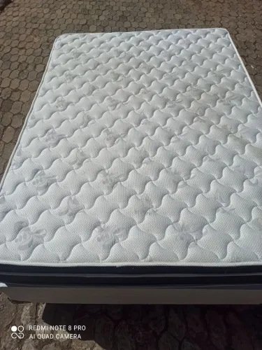 Vendo Cama box casal