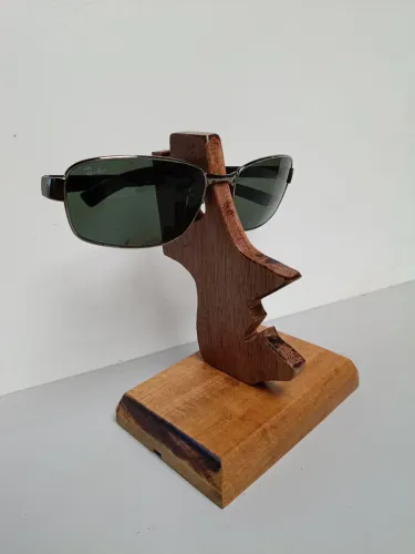 Expositor para óculos modelo TOTEM