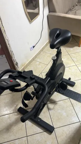 Bicicleta Ergométrica Seminova - Apenas 3 meses de uso