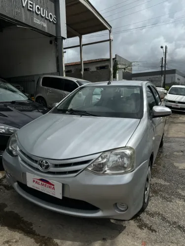 Toyota Etios XS 1.5 Flex 16V 5P Mec. 2017