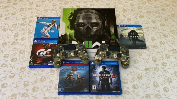 PS4 PRO 1TB + 2 CONTROLES + 5 JOGOS MIDIA FISICA